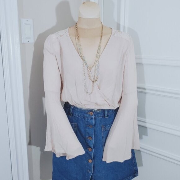 Blush Bell Sleeved Surplice Wrap Crop Top - Picture 1 of 13